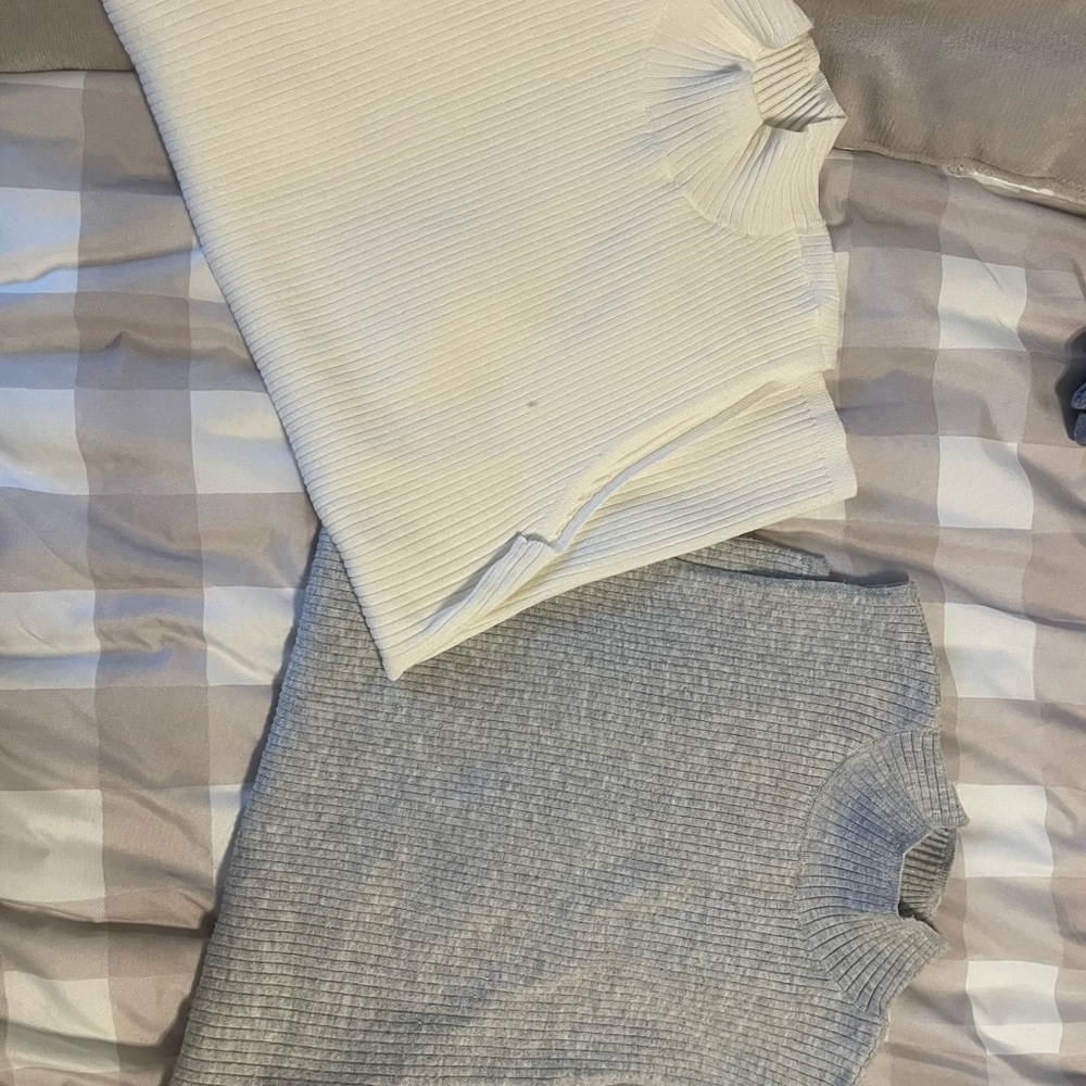 Loft Mockneck sleeveless sweaters
